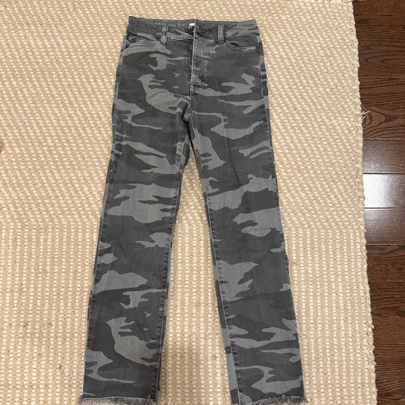 Splendid Jeans - Picture 1 of 3